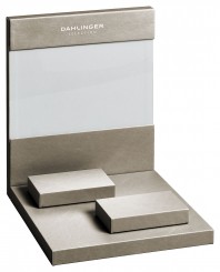 Display, N.666 bronze 